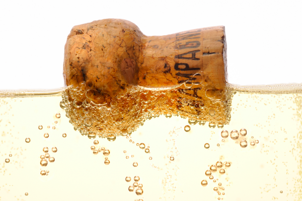 It’s official: Champagne shipments down 18% in 2020