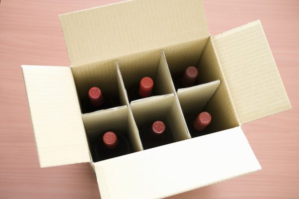 Three men imprisoned for wine delivery fraud in China