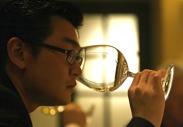 Counterfeiter Rudy Kurniawan is back in the wine business