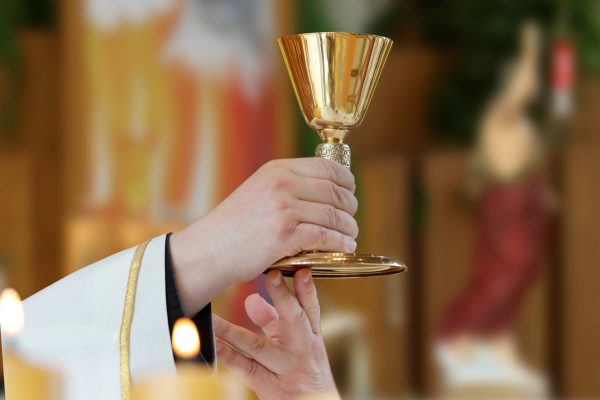 Police seize large volume of ‘illegal’ communion wine in Quebec