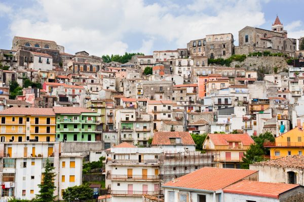 You can now buy a house in the ‘City of Wine’, Sicily, for just one Euro