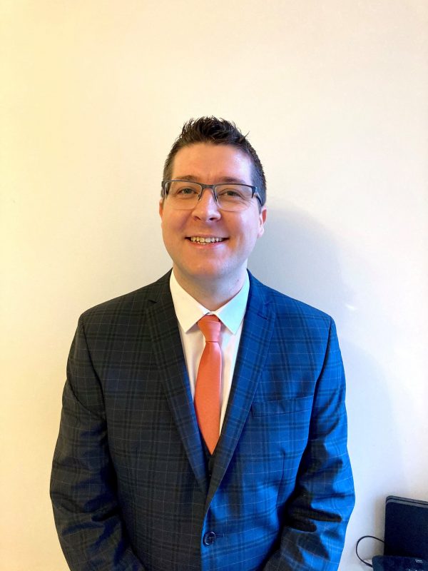 Graham Crawford joins Oakley Wine Agencies