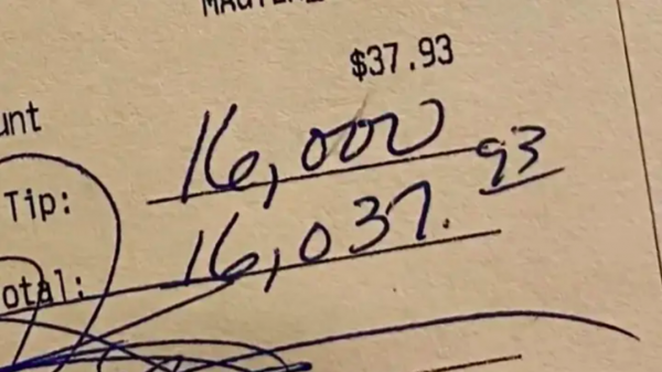 ‘Mystery Man’ leaves tip 400 times bigger than his bill at bar