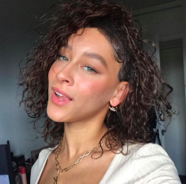 Bartender left shocked by boss’ furious tirade as she quits on his wedding day