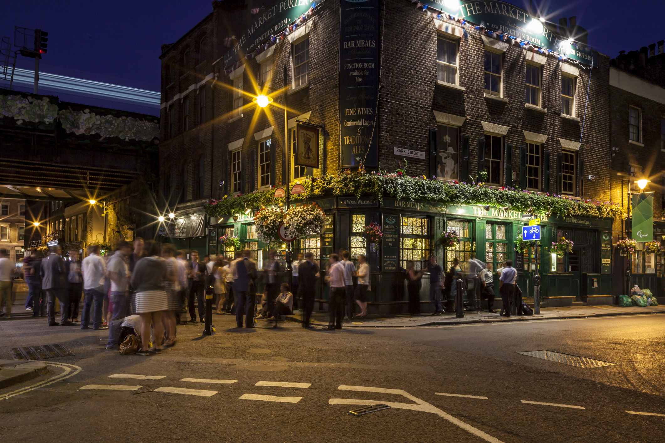 The Market Porter pub and Borough Market at London Bridge: Staycations boost hospitality sector in July