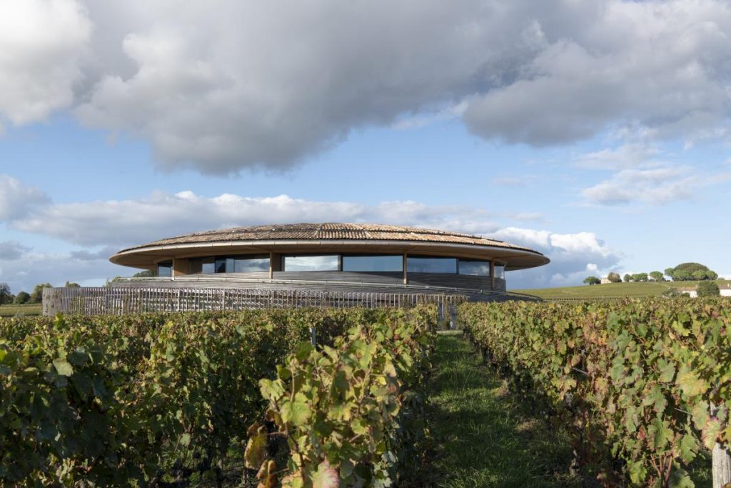 New Le Dôme winery has design geeks hot under the collar