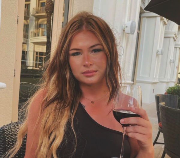 Bartender secretly films customer harassing her at work