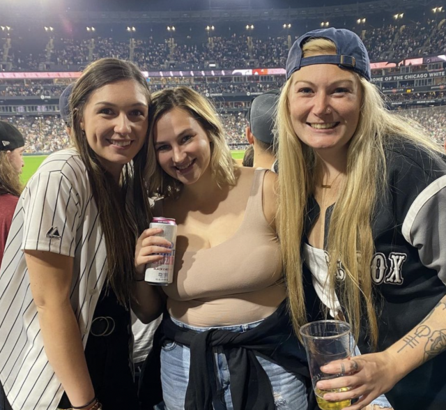 woman catches foul ball with prosthetic leg