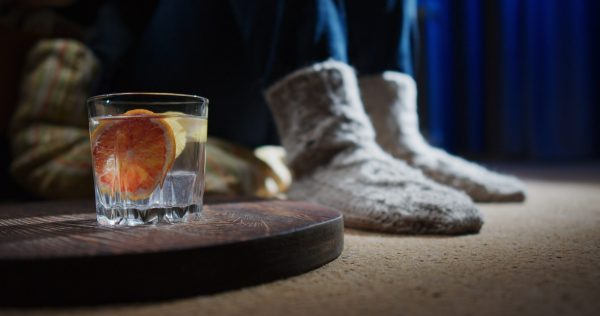 The majority of non-alcoholic drinkers in the US also buy booze