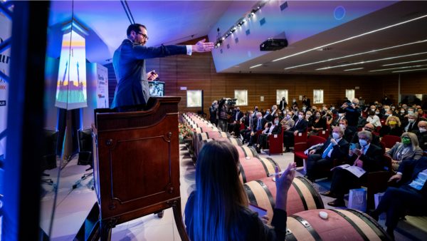 First Barolo en primeur auction raises €600,000 for charity