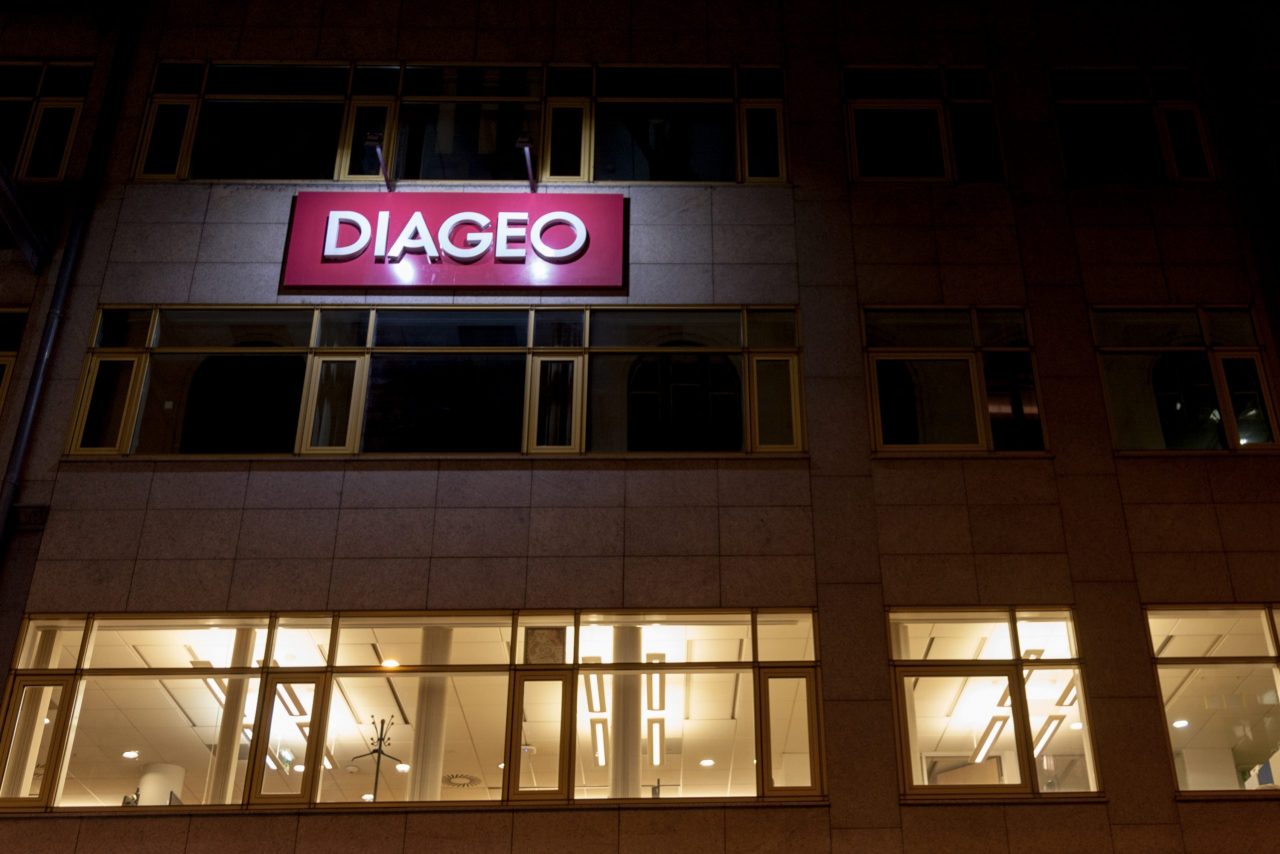 Diageo CFO steps down
