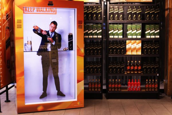 Canada’s first ever Portl hologram display showcases Johnnie Walker