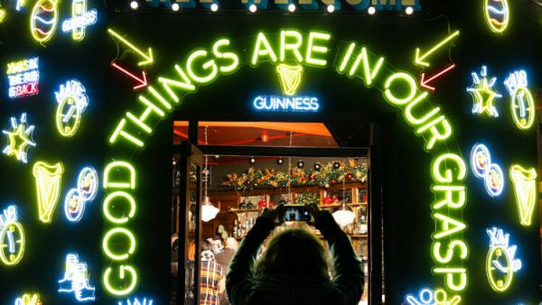 Guinness lights up 22 pubs