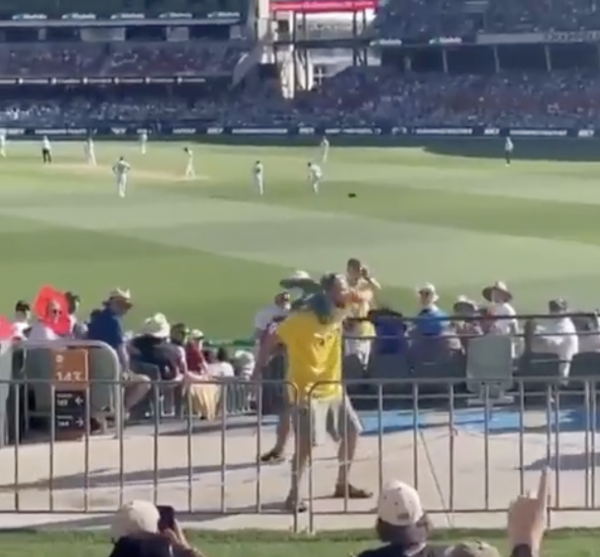 Aussie sends Ashes fans wild by chugging three beers in quick succession