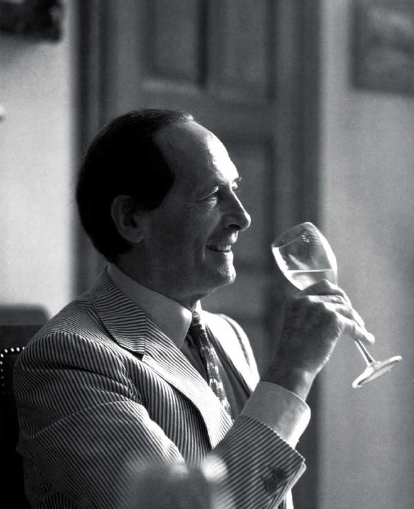 Claude Taittinger dies aged 94