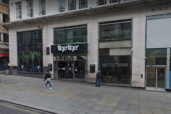 London drinkers rushed to hospital after being given caustic soda with Tequila shots