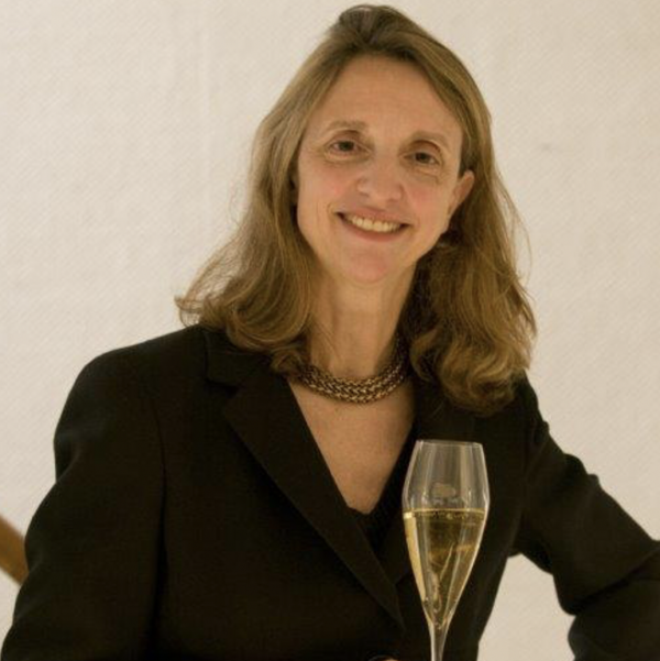 Peretti steps down as director of Champagne Bureau