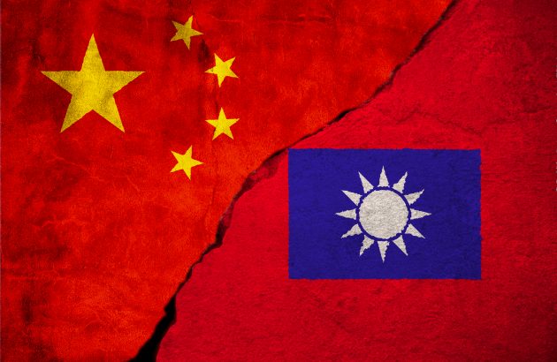 Taiwan buys 20,400 bottles of rum rejected by China