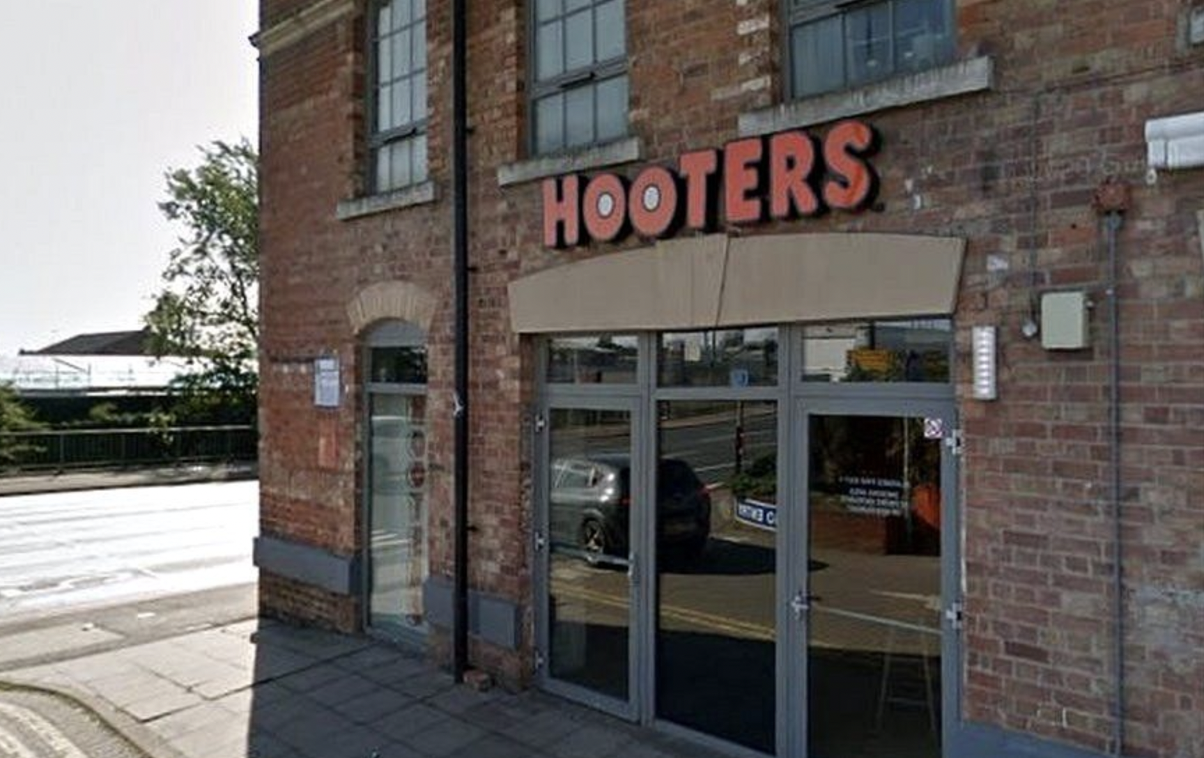 Hooters UK