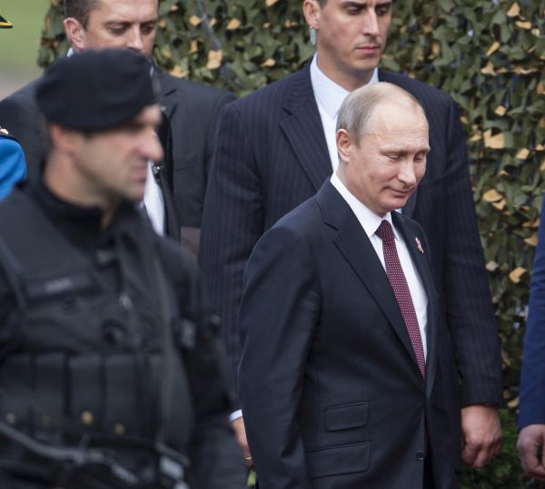 Vladimir Putin fears his next drink might be poisoned