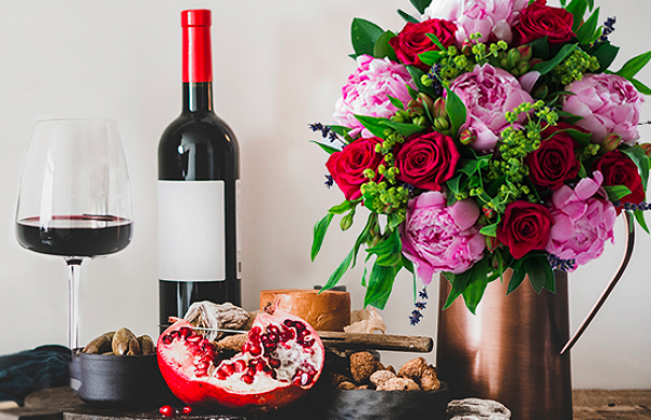 9 drinks-themed gifts for Mother’s Day