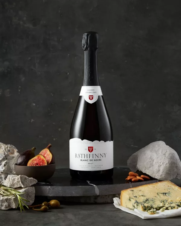 Nine English wines to celebrate St. George’s Day with