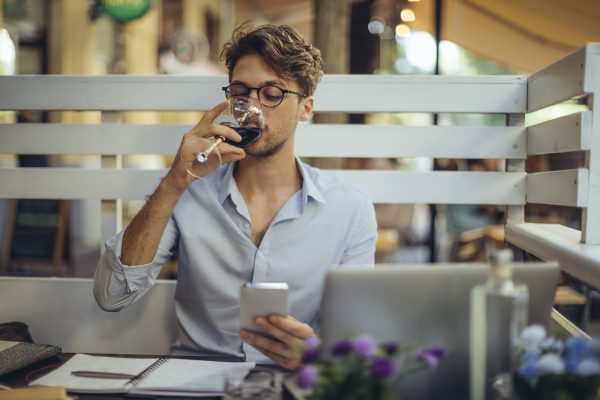 Bordeaux Index wine attracts younger demographic