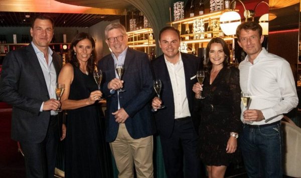 Formula 1 extends deal with Ferrari sparkling wine until 2025