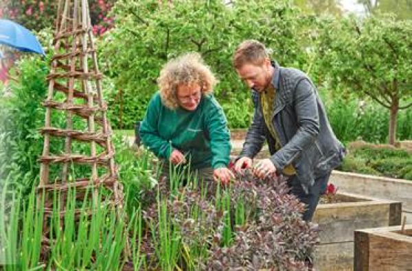 Michelin Star chef Ollie Dabbous offers bespoke gin serve at Royal Ascot