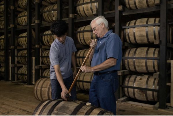 What does a hybrid Kentucky/Japanese whiskey taste like?