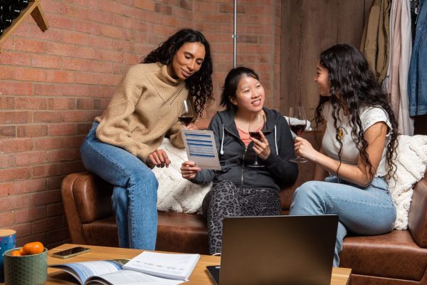 WSET makes new record in global reach