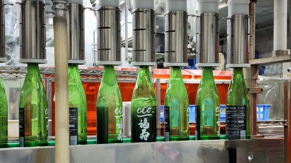 The world’s first carbon-neutral sake ‘Fukuju Junmai EcoZero’ launched