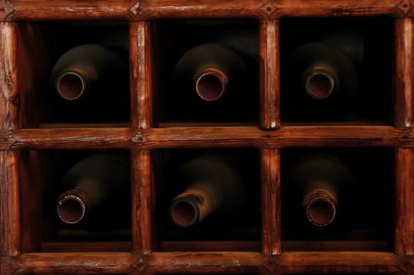 Man accused of fine wine Ponzi scheme faces extradition to the US