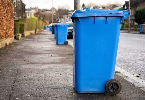 Man steals wheelie bin of wine and cheese from Iceland