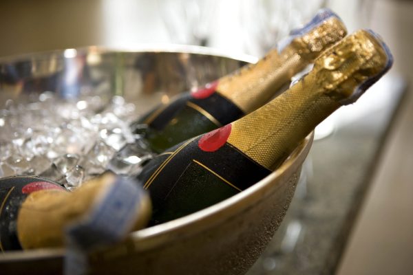 How long does Champagne last once it’s opened?