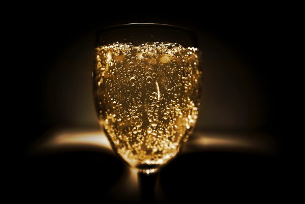Champagne exports soar amid fears of a Valentine’s shortage