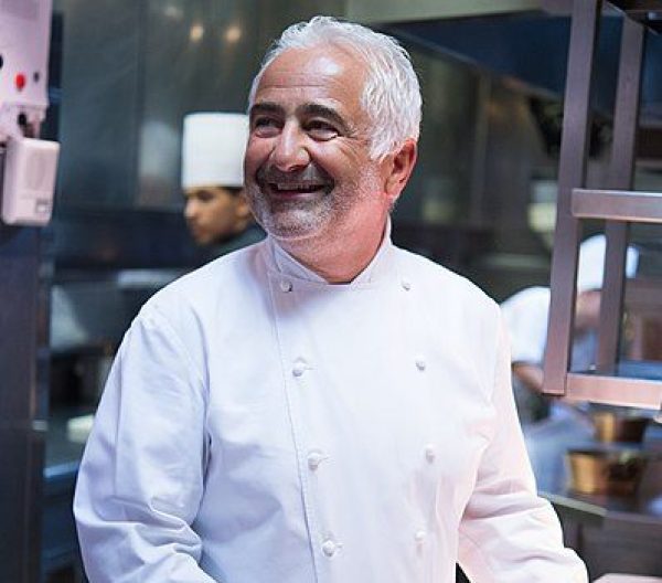 Guy Savoy’s restaurant loses three-Michelin-star rating