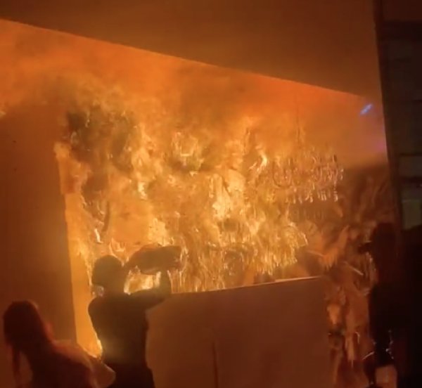 Restaurant fire caused by sparkler cocktail