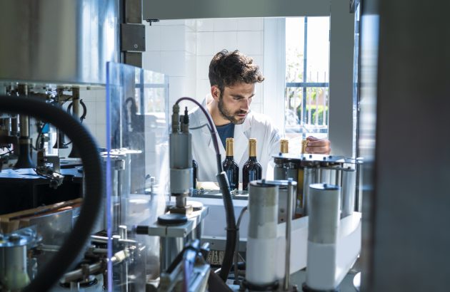 FOSS:  an uncompromising approach to analytical solutions for winemakers