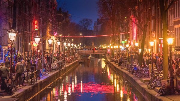 Amsterdam launches ‘Stay Away’ campaign for drinking Brits