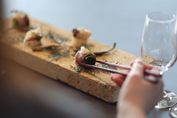 Gourmet event in Japan’s Komatsu City showcases sake