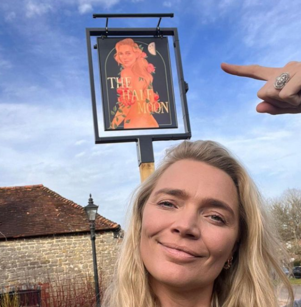 Pub sign of Jodie Kidd’s naked bottom removed