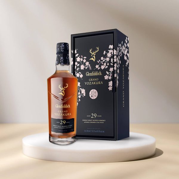 Glenfiddich releases Scotch finished in Japanese spirit casks