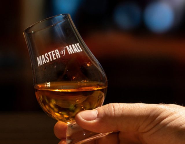 Master of Malt contra el "increíblemente perjudicial" sistema de impuestos sobre el alcohol