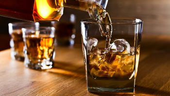Luxury investment market for whisky continues to fall