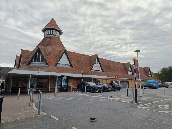 Tesco and M&S celebrate positive Christmas trading