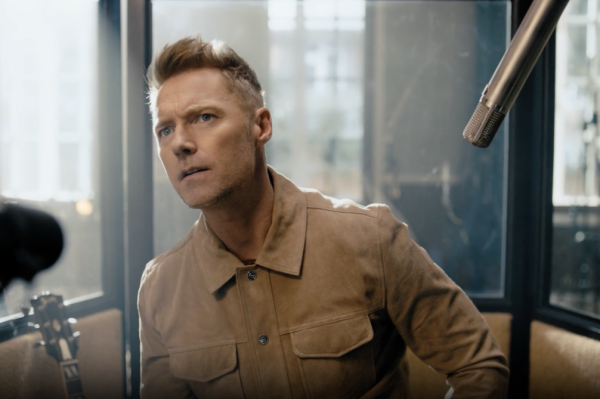 Ronan Keating sings in Diageo’s new ‘festive’ beer advert