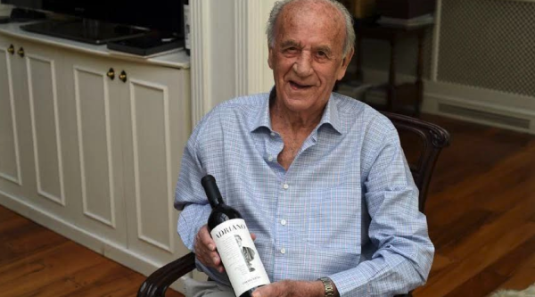 Argentine wine legend Adriano Senetiner dies