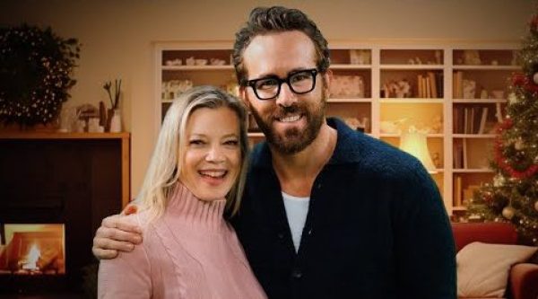 Ryan Reynolds stars in ‘Friendsgiving’ gin advert