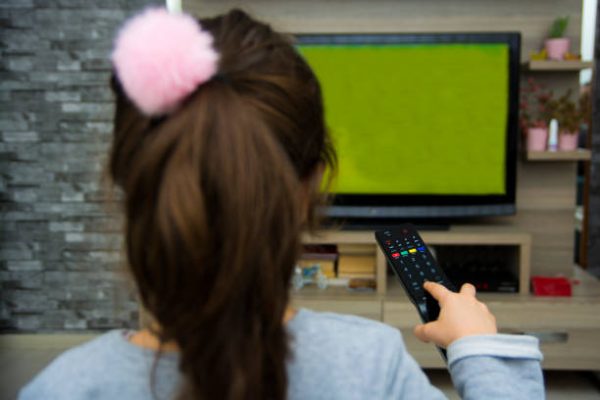 Ireland to ban TV ads for alcohol before 9pm from 2025